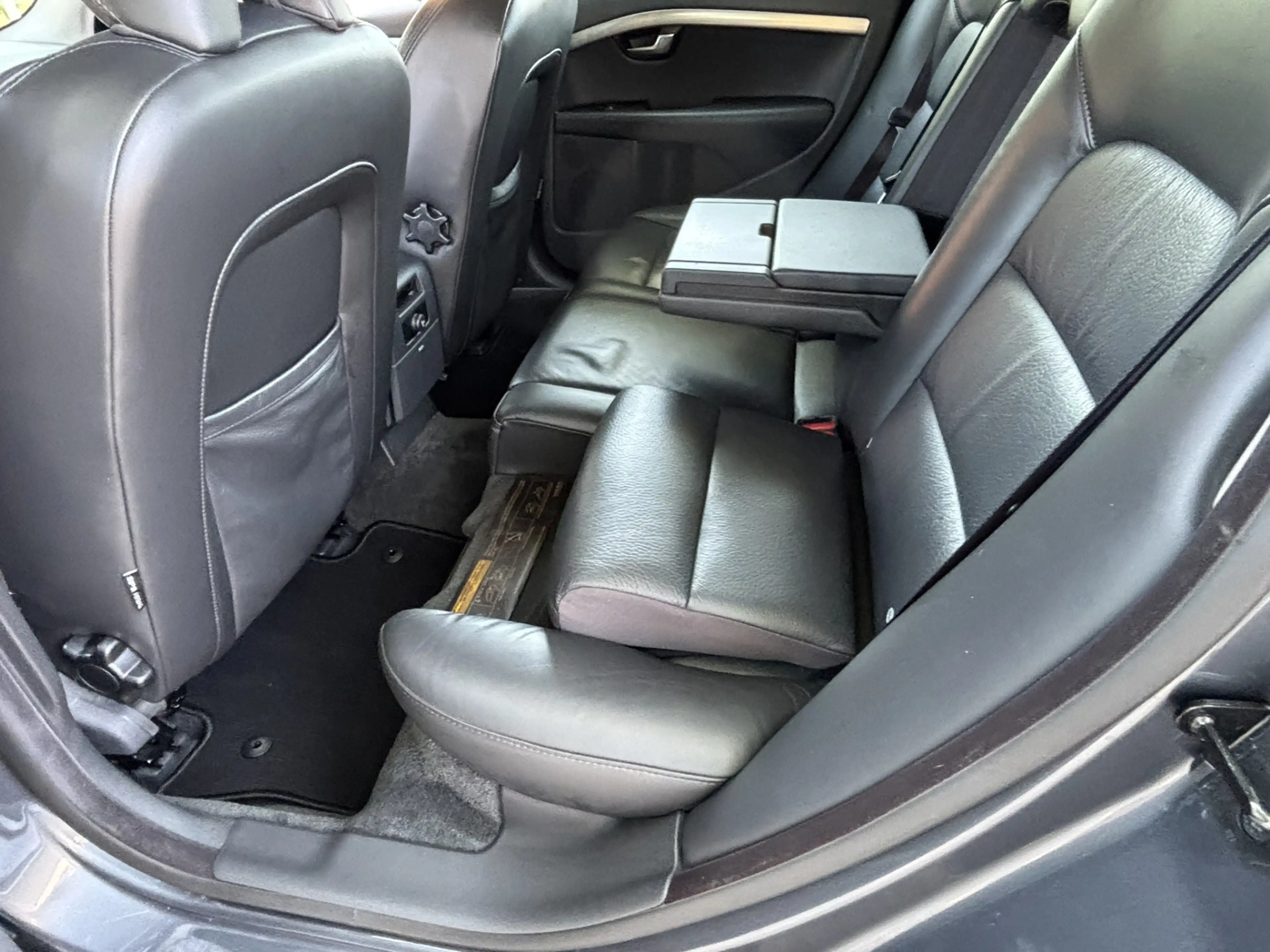 Volvo V70 3.0 T6 AWD Model '10 Four-C Family BTW voordeel €1 — photo 26
