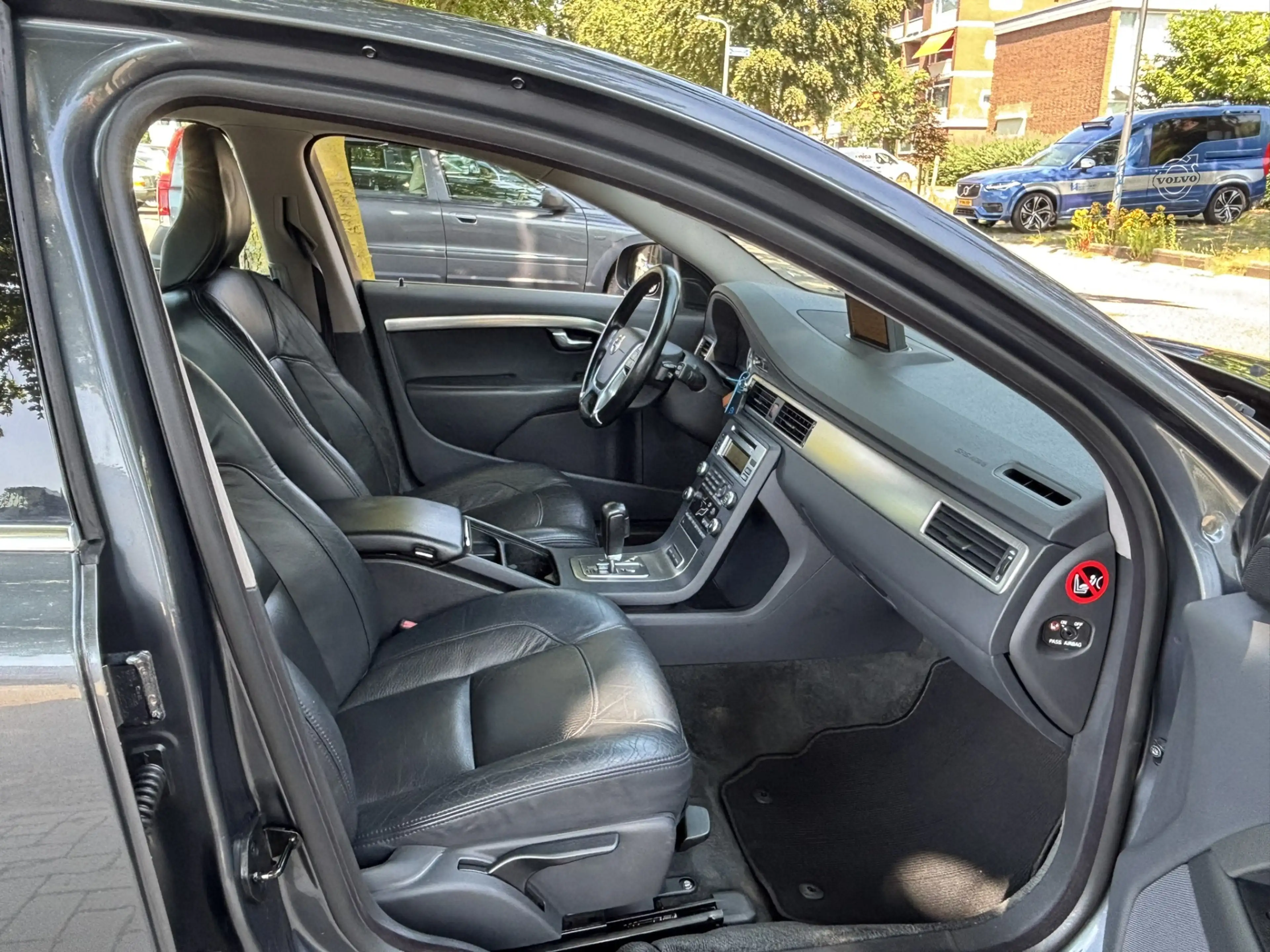 Volvo V70 3.0 T6 AWD Model '10 Four-C Family BTW voordeel €1 — photo 19