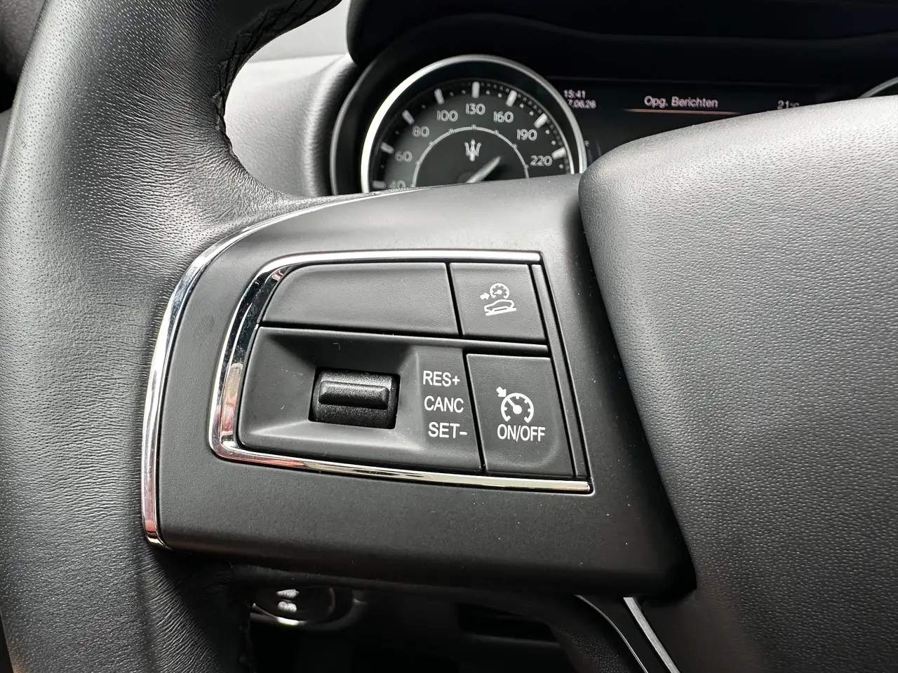 Maserati Levante 2022 — фото 19