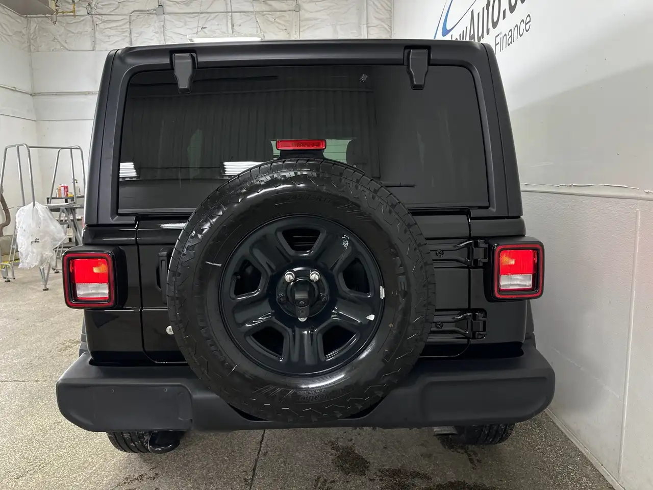 Jeep Wrangler снимка Jeep Wrangler