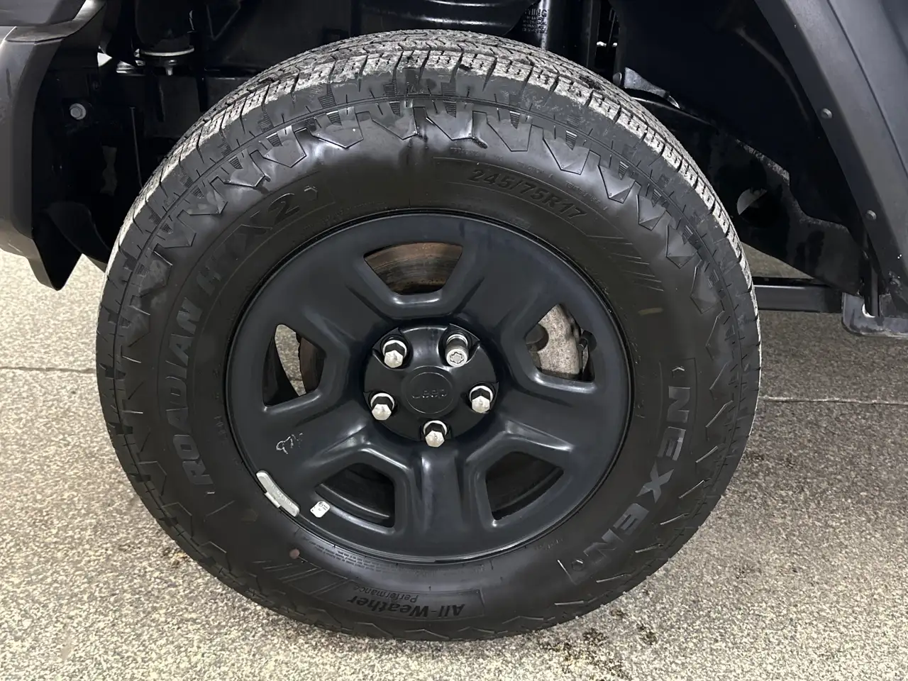 Jeep Wrangler снимка Jeep Wrangler