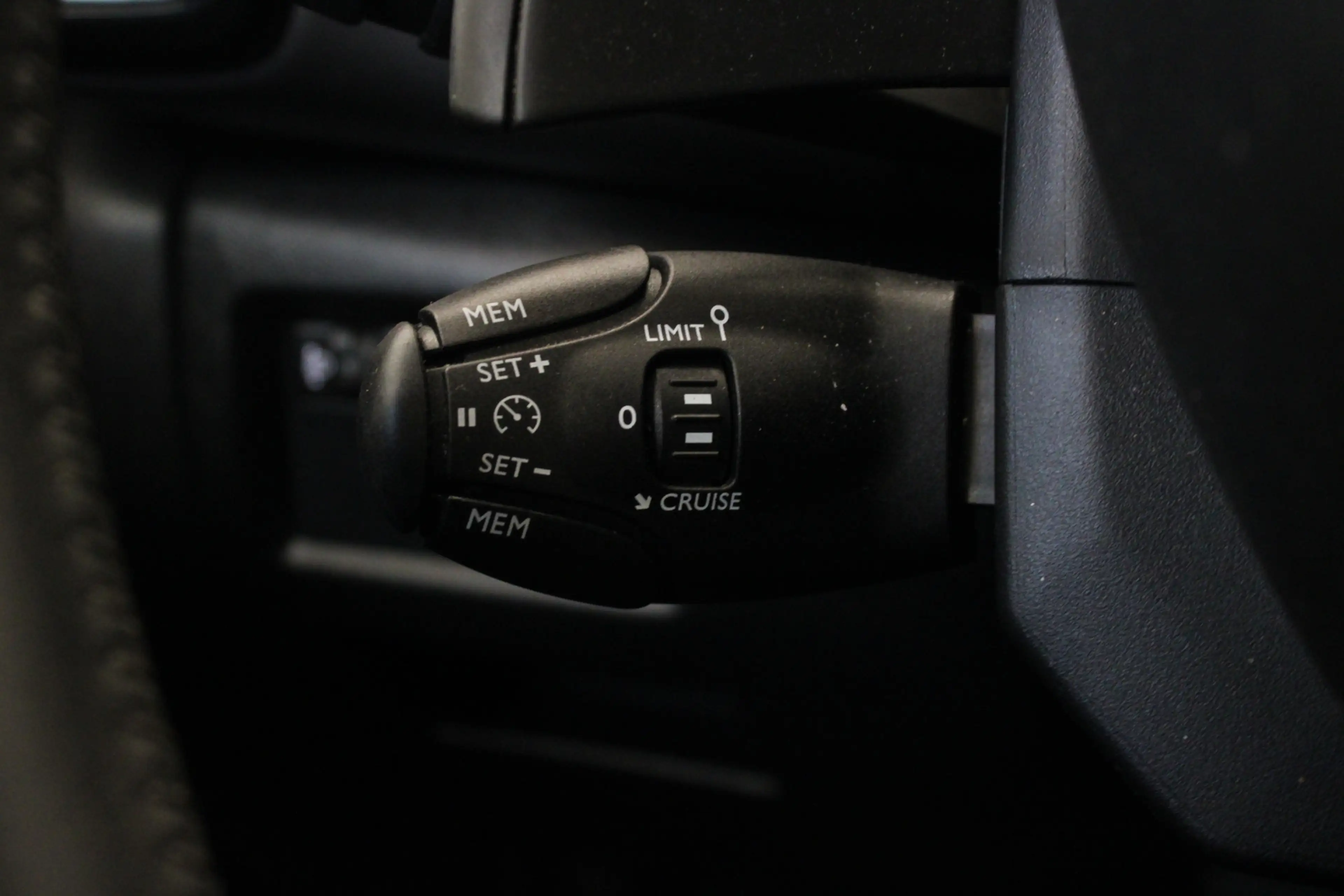 Citroen C5 Aircross 1.2 PureTech Feel — photo 13