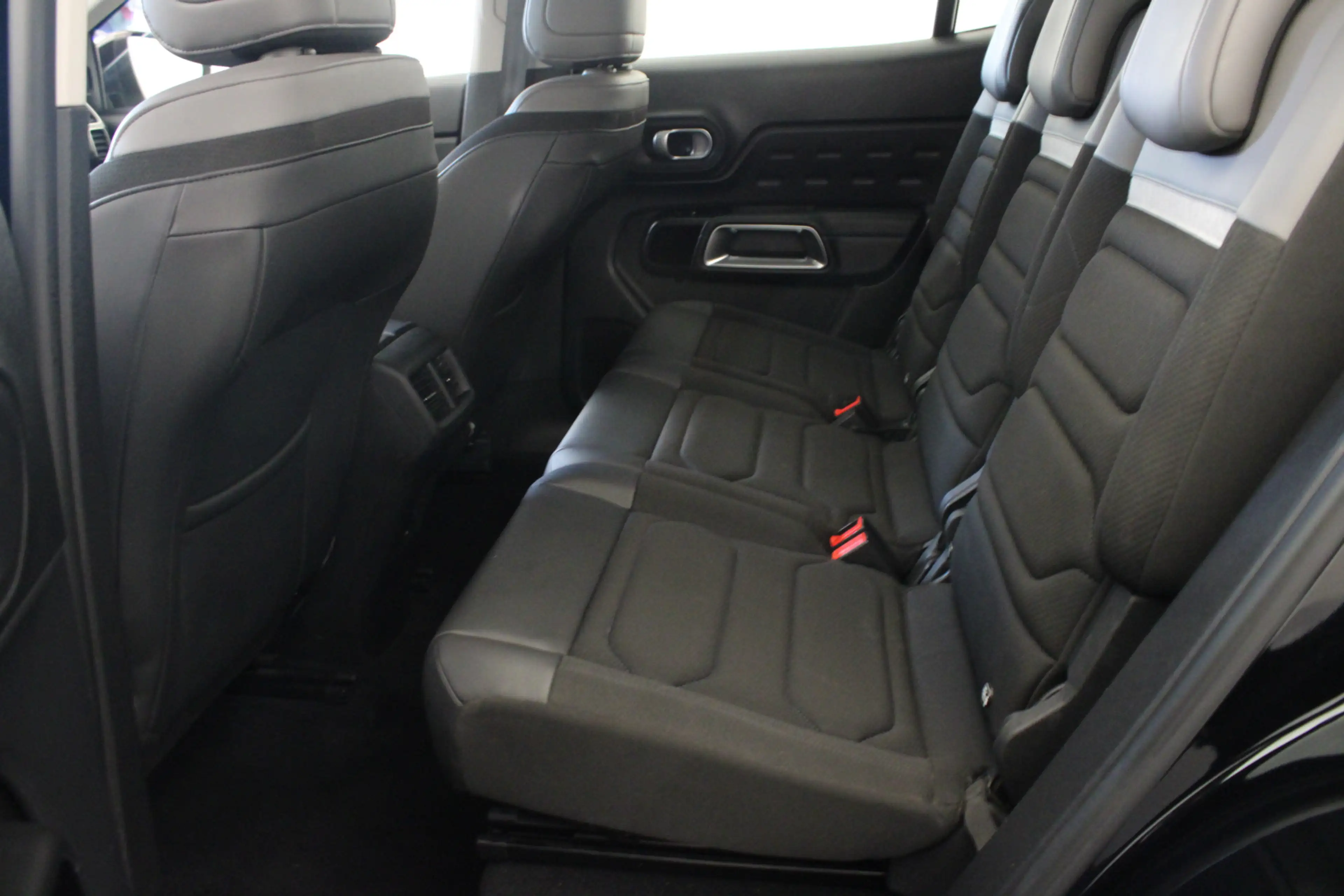Citroen C5 Aircross 1.2 PureTech Feel — photo 12