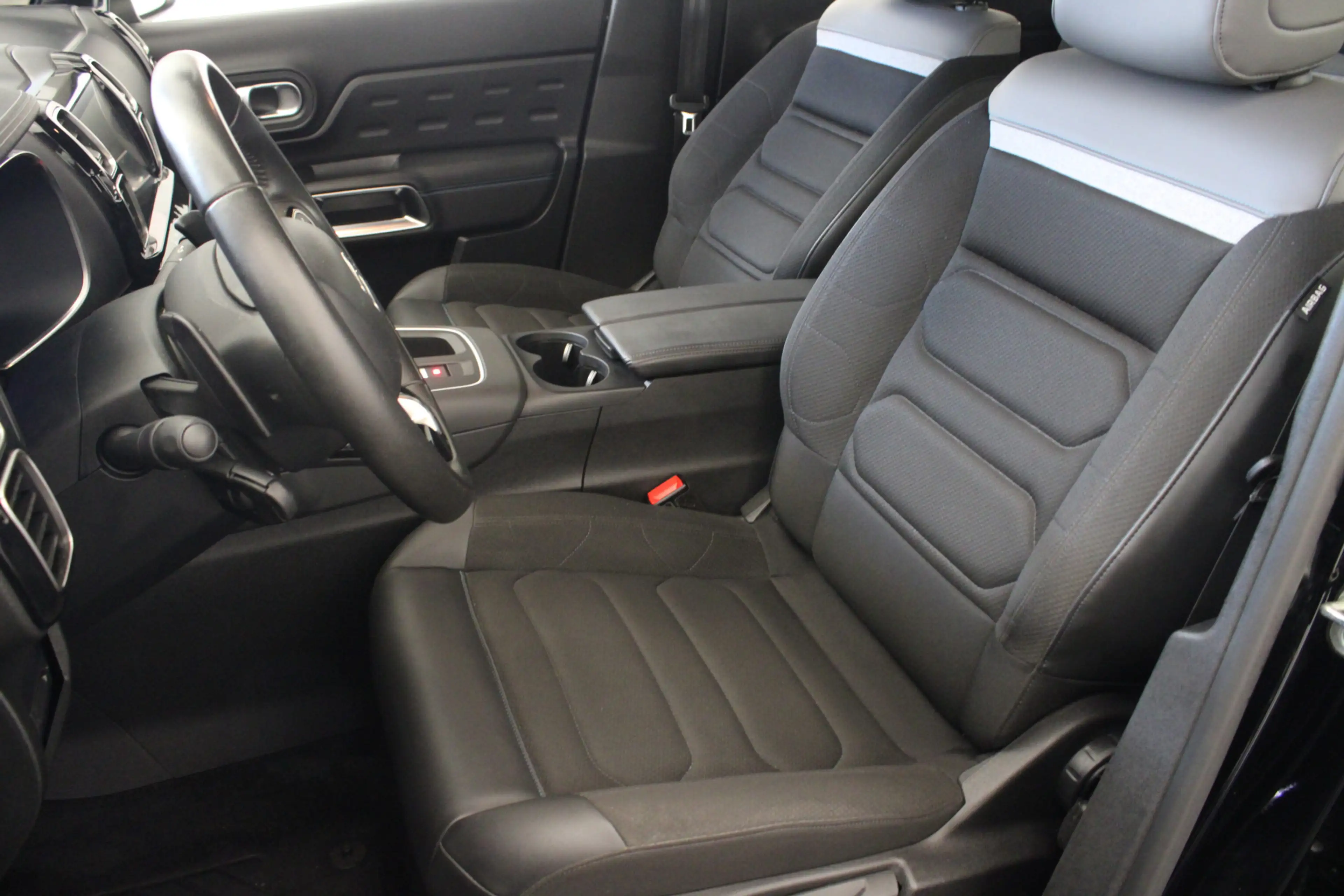 Citroen C5 Aircross 1.2 PureTech Feel — photo 11