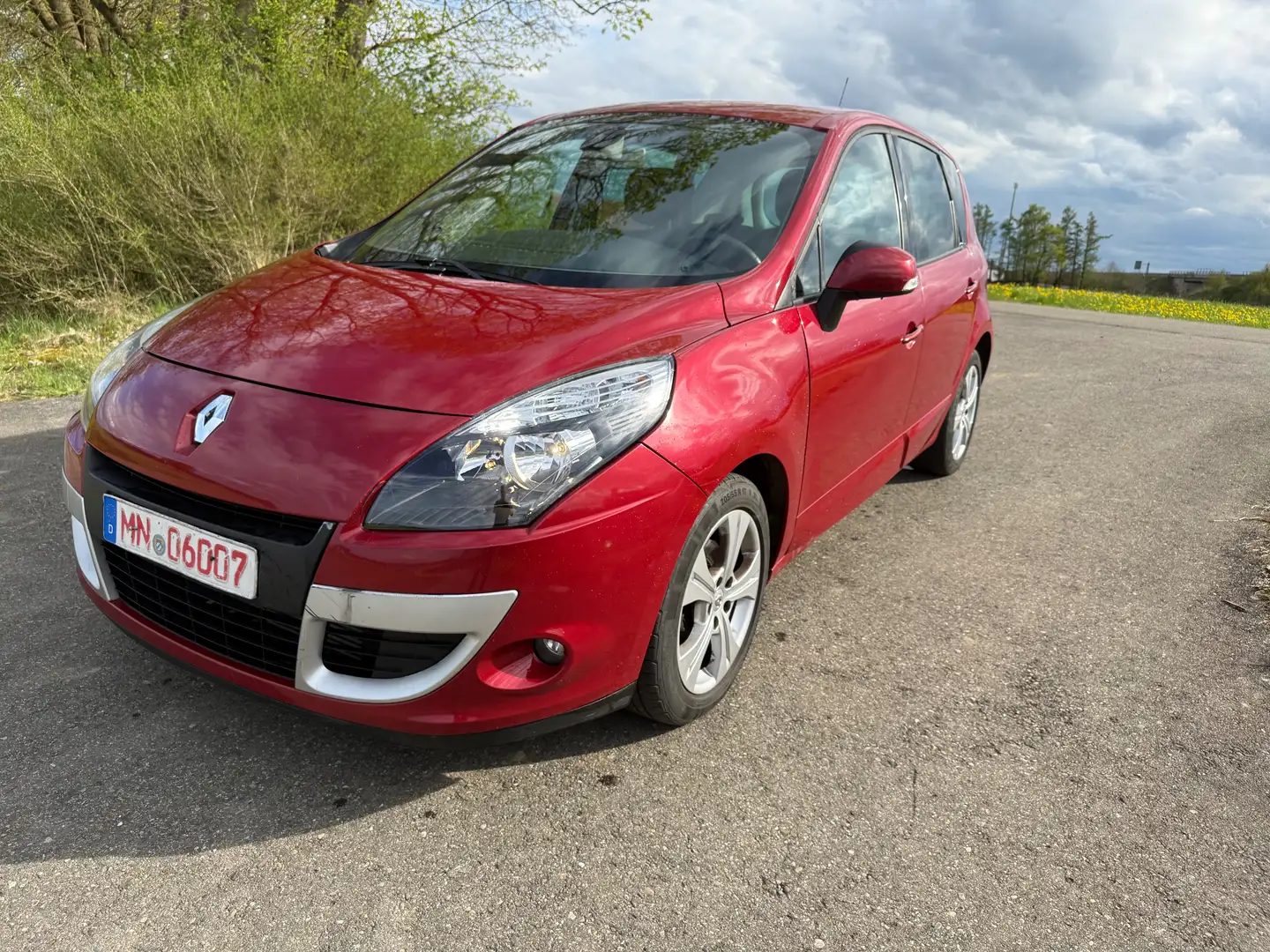 Renault Scenic Dynamique Rot - 1