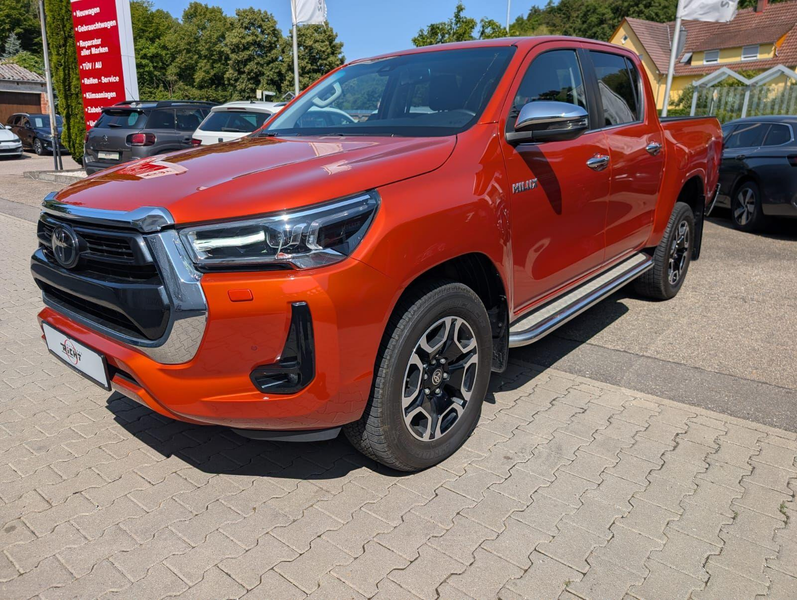 Toyota Hilux 2.8 Double Cab AHK Rollo Navi SHZ LED Kamera — photo 2