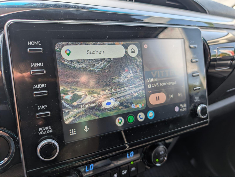 Toyota Hilux 2.8 Double Cab AHK Rollo Navi SHZ LED Kamera — photo 14
