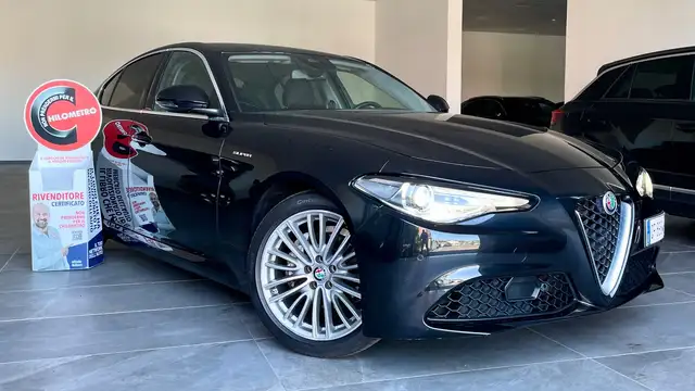 Alfa Romeo Giulia ALFA ROMEO GIULIA 2.2 SUPER AT8 190CV - FULL LED,