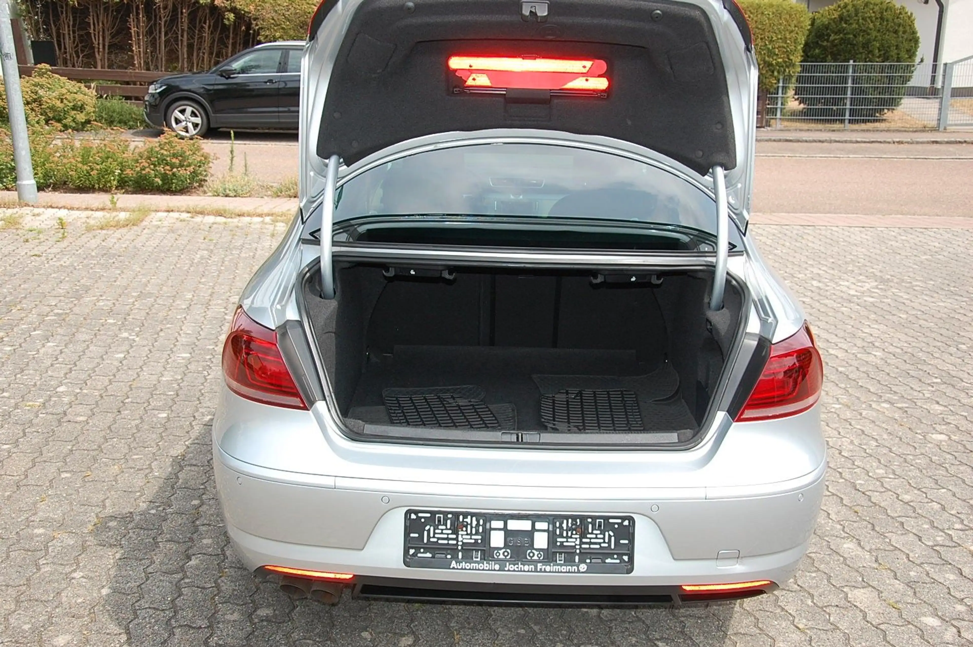 Volkswagen CC 2.0 TDI BlueMotion R line ACC Standhzg — photo 8