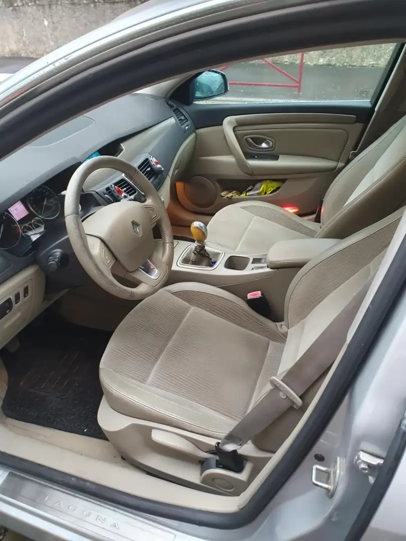 Renault Laguna 1.5 dCi - 1
