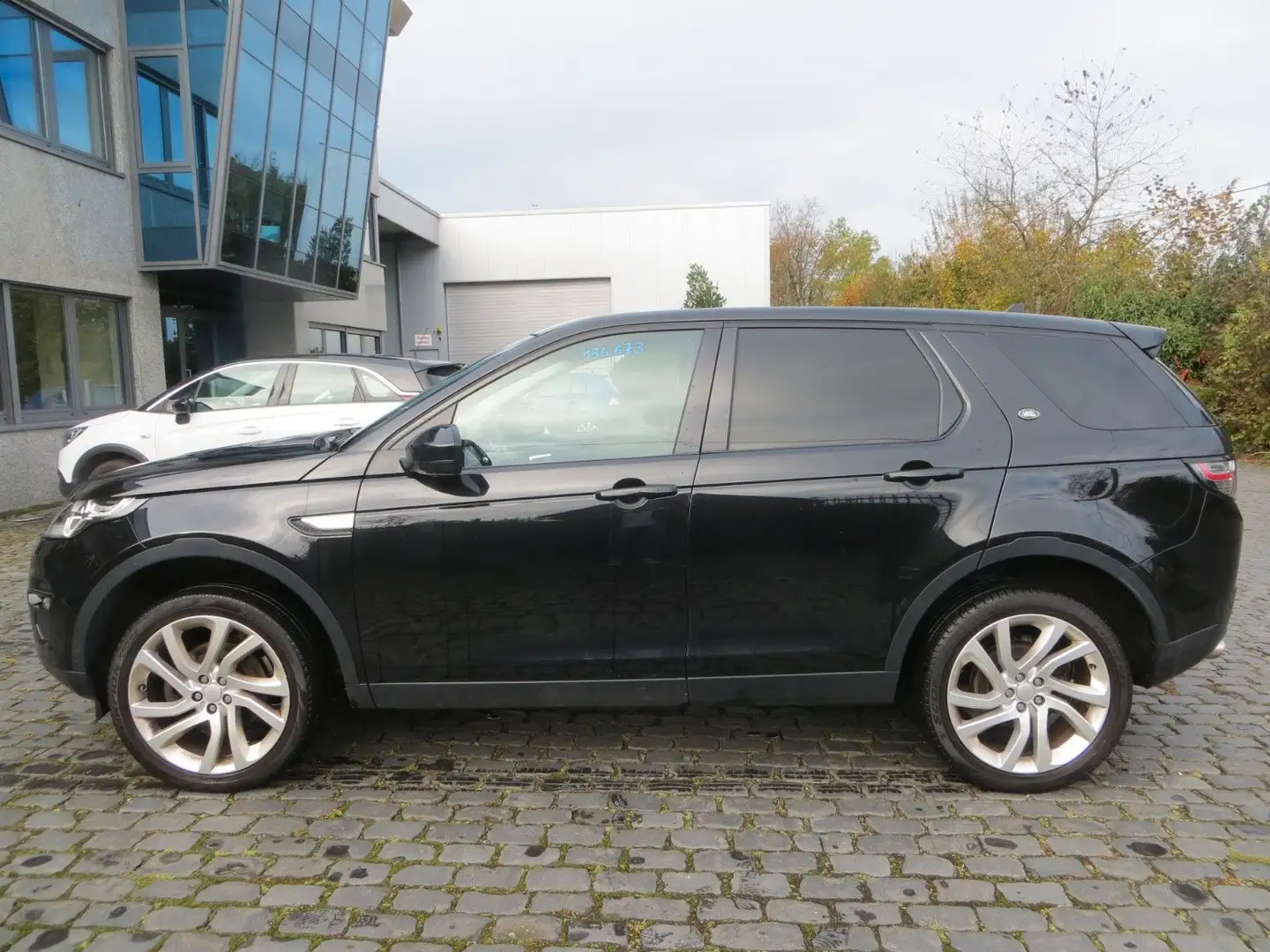 Land Rover Discovery Sport Noir - 2