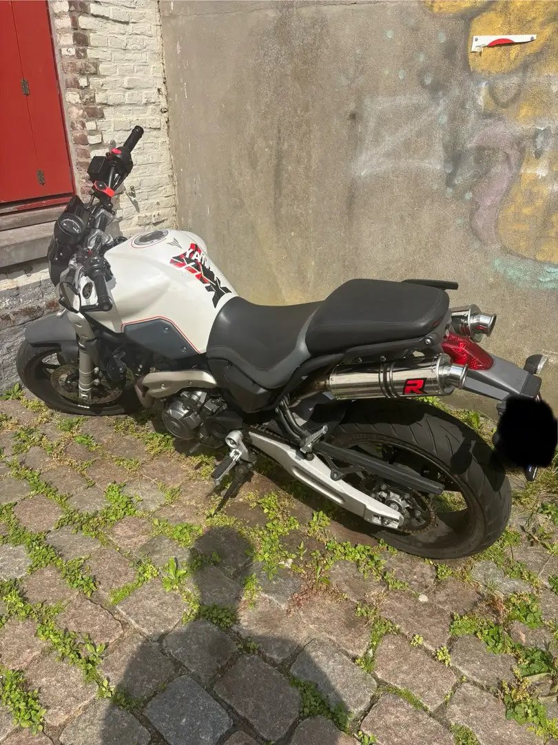 Yamaha MT-03 geleverd met originele uitlaat en spiegels erbij Biały - 1