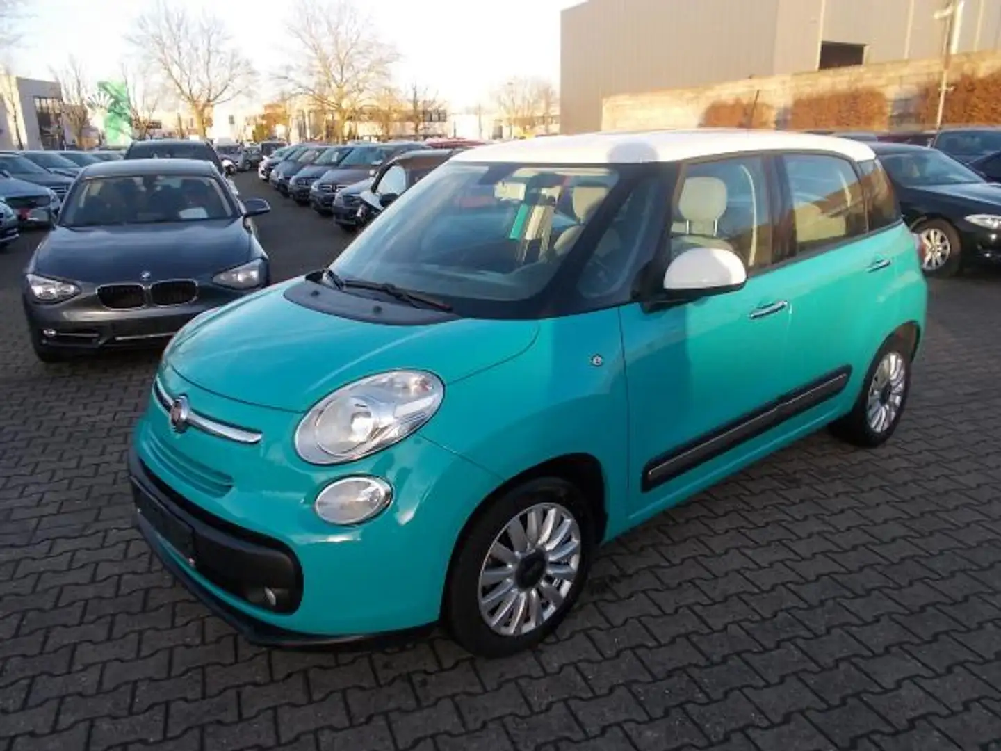 Fiat 500L Pop Star 0,9, Navi, Allwetter, Tempomat Blau - 1
