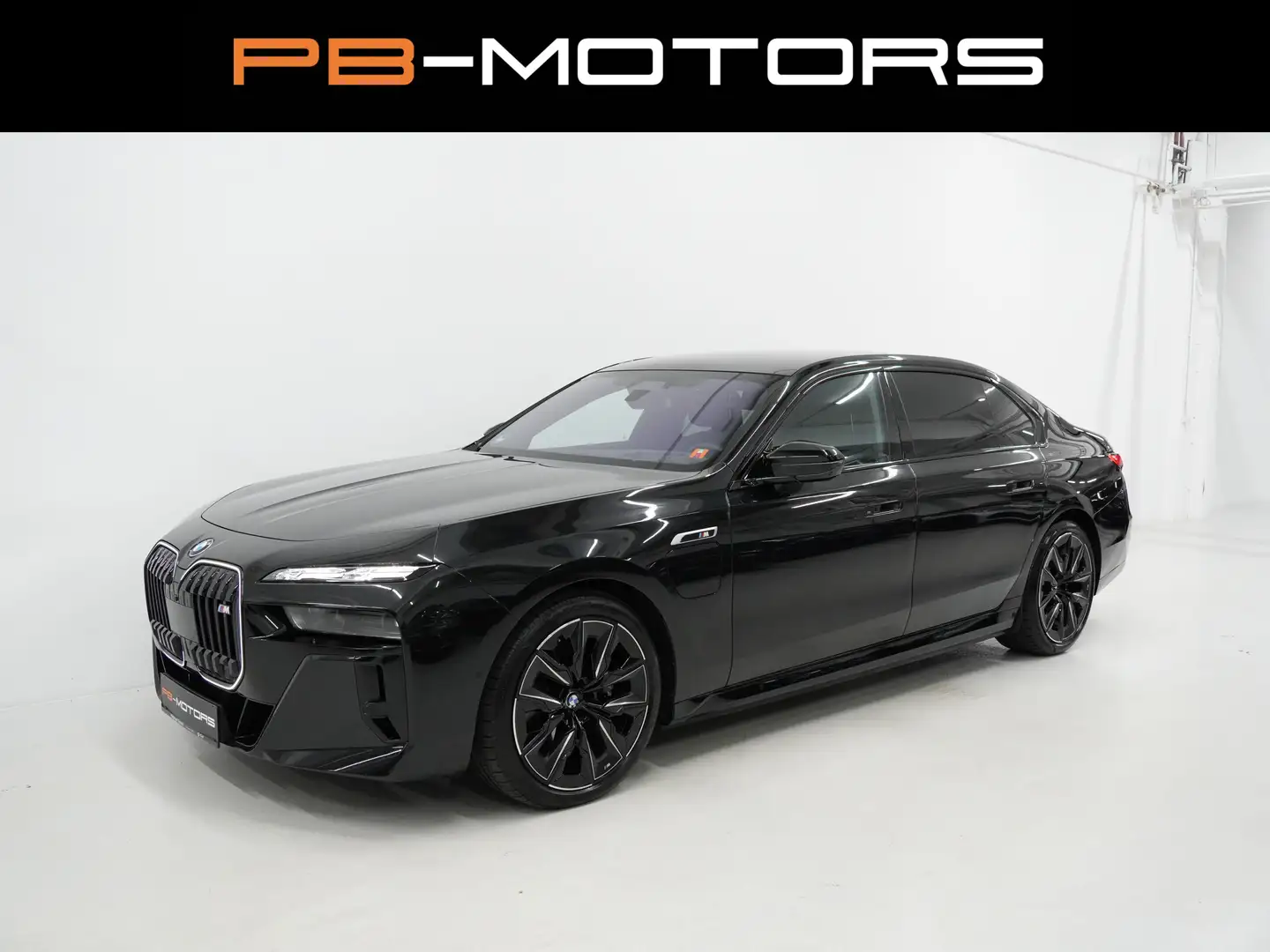 BMW 760 M760 e xDrive M M-Performance Executive Loung VOLL Nero - 1