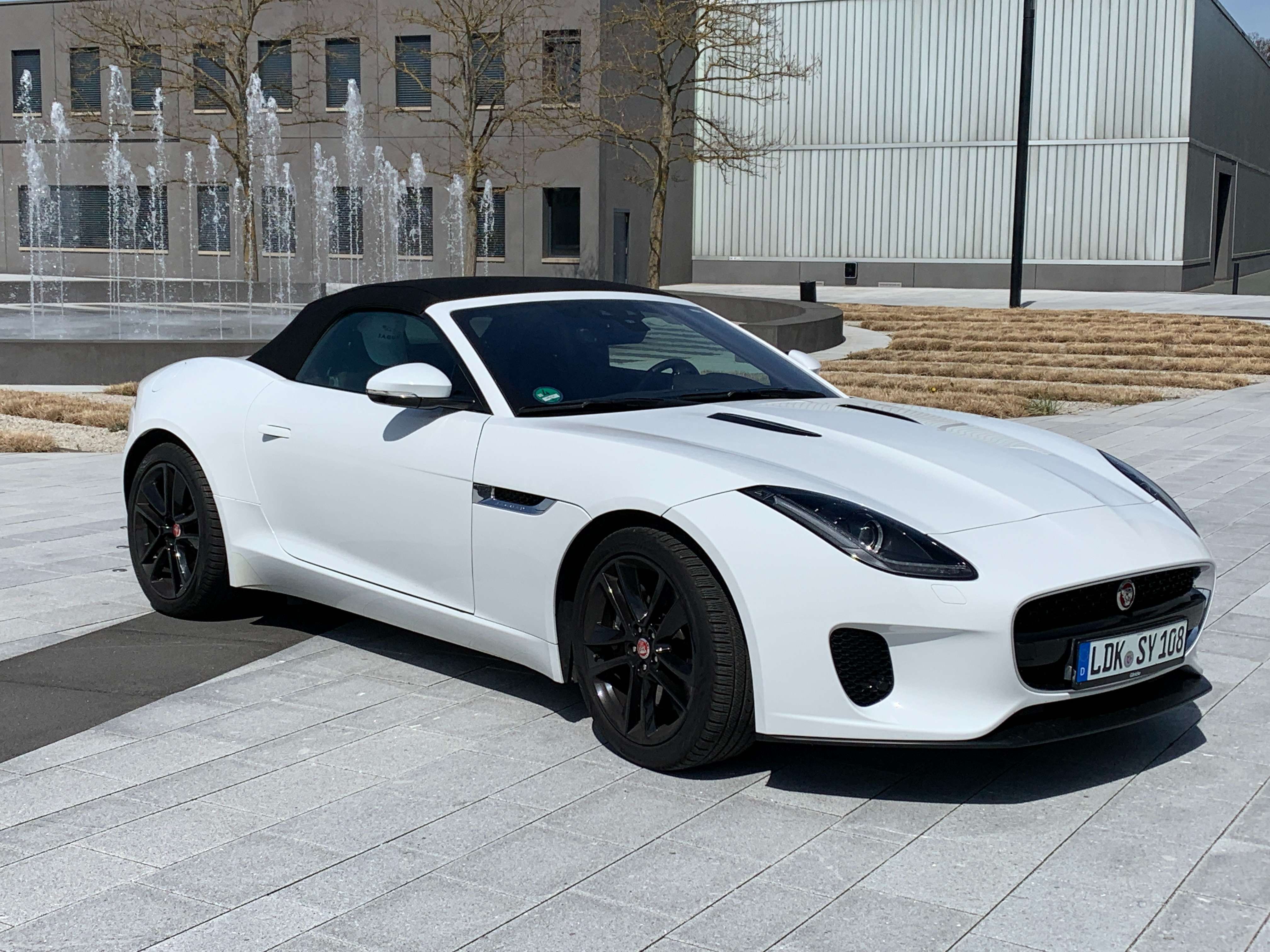 Second hand Jaguar F-Type 2.0
