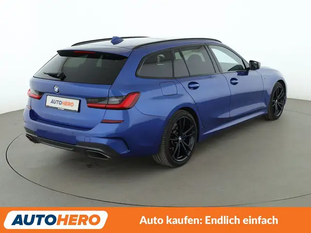 BMW 3 Series view 6