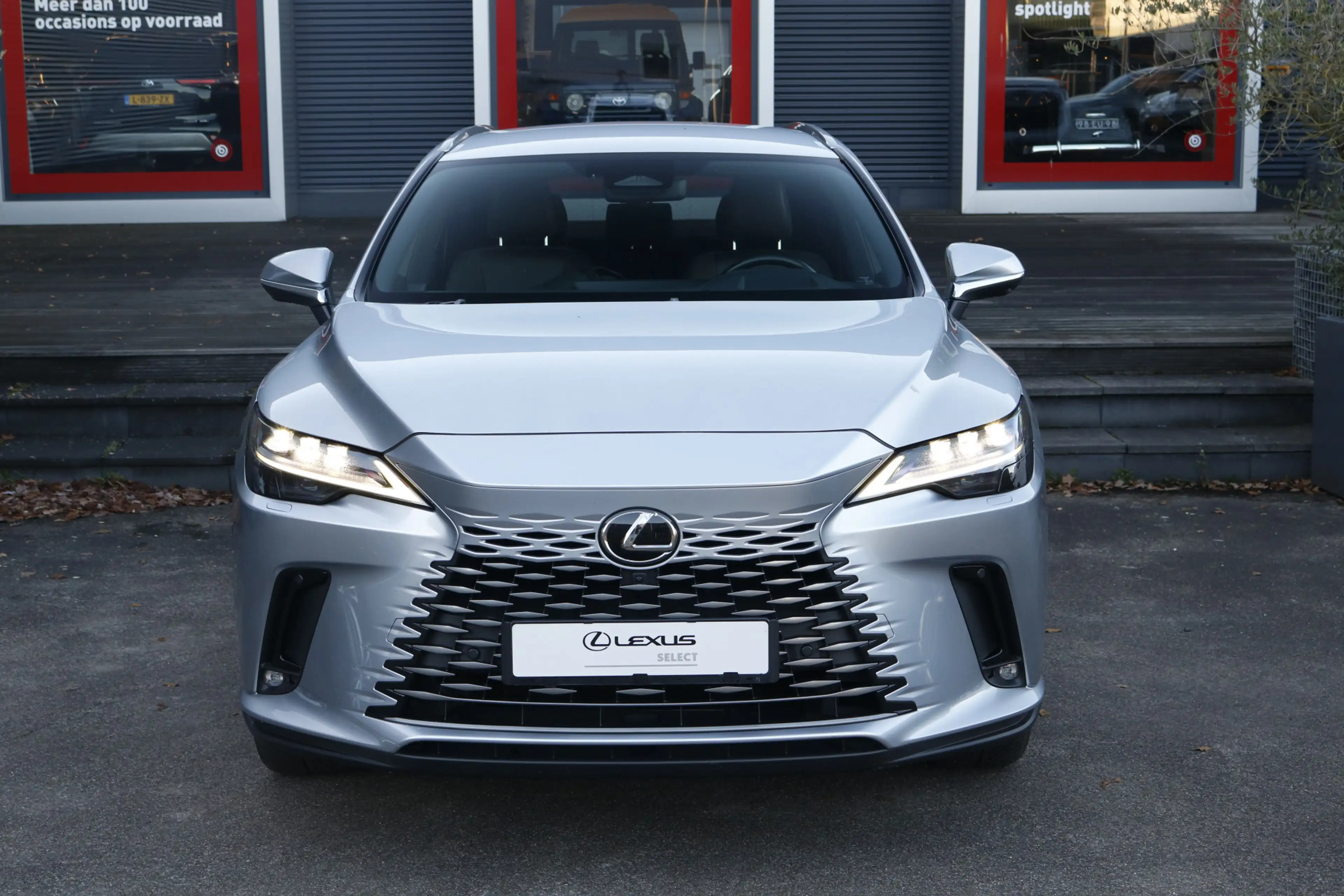Lexus RX 450h 450h+ Plug-in Hybrid President Line | Mark Levinso — photo 4