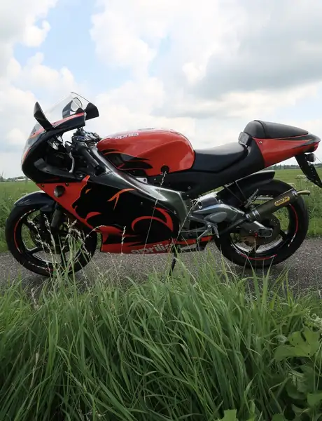 Aprilia RS 125 - foto 4
