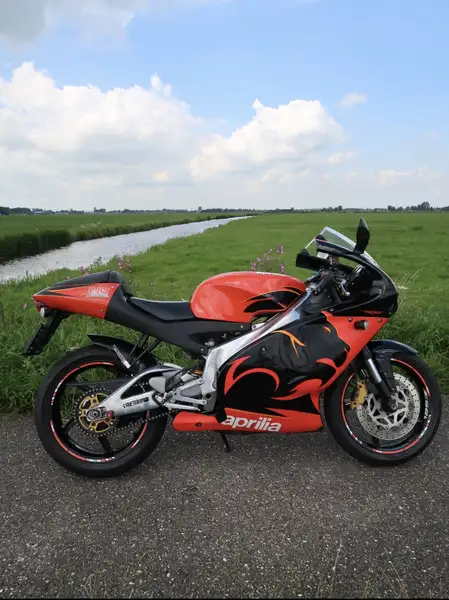 Aprilia RS 125 - foto 2