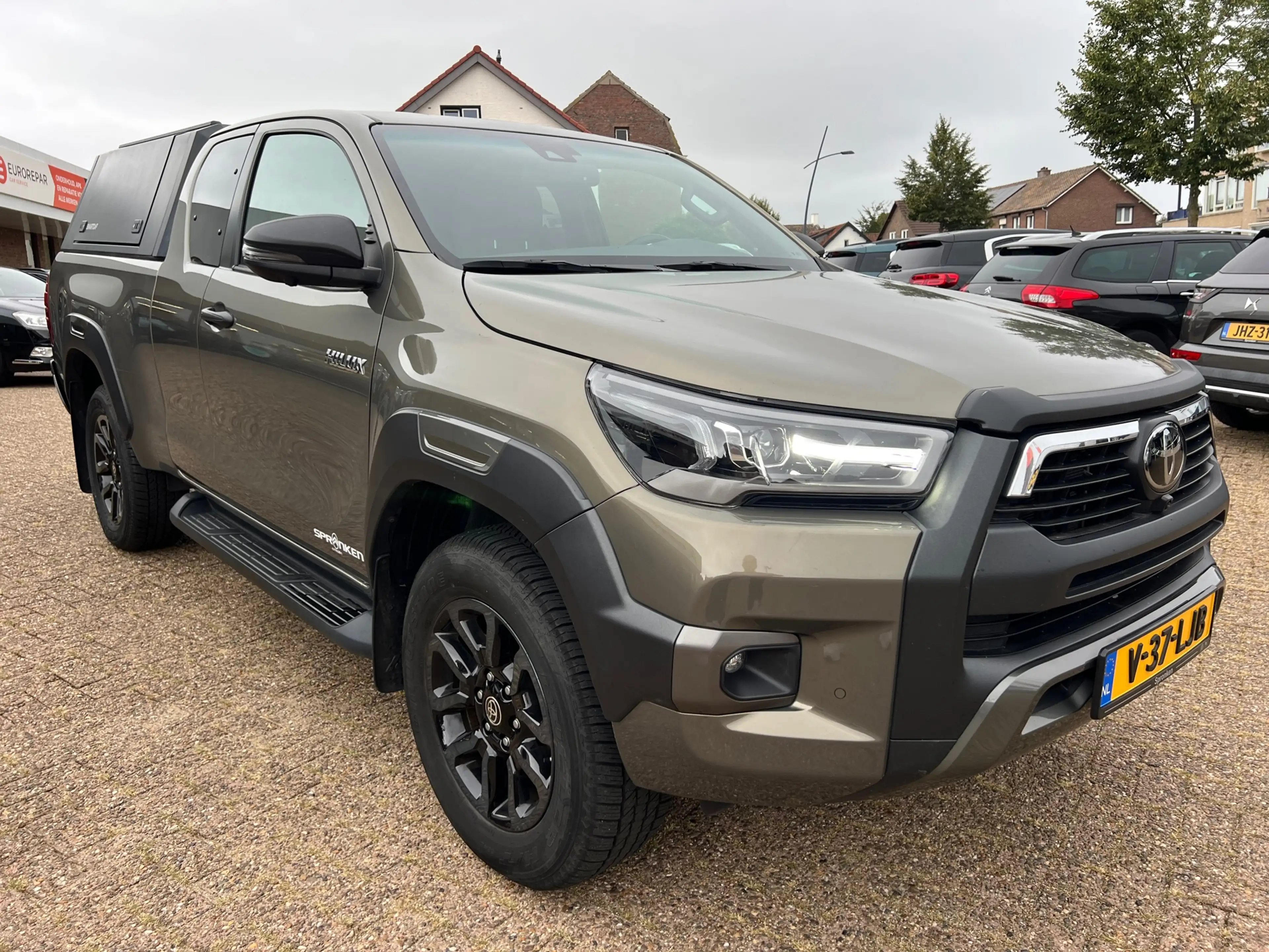 Toyota Hilux 2.8 D-4D Xtra Cab Invincible Navi-Camera-Keyless-T — photo 5