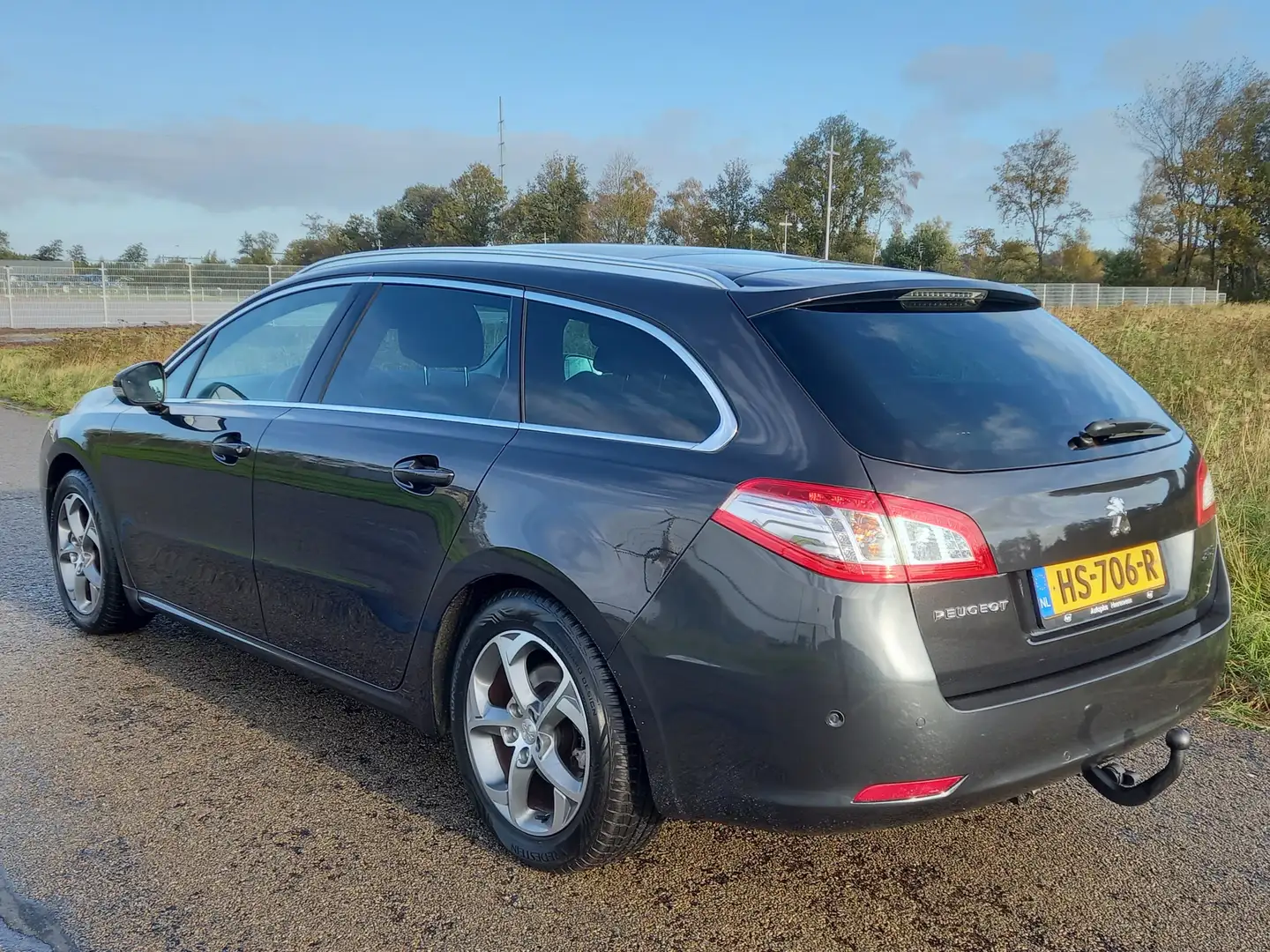Peugeot 508 SW 1.6 e-THP Blue Lease Executive Gris - 2