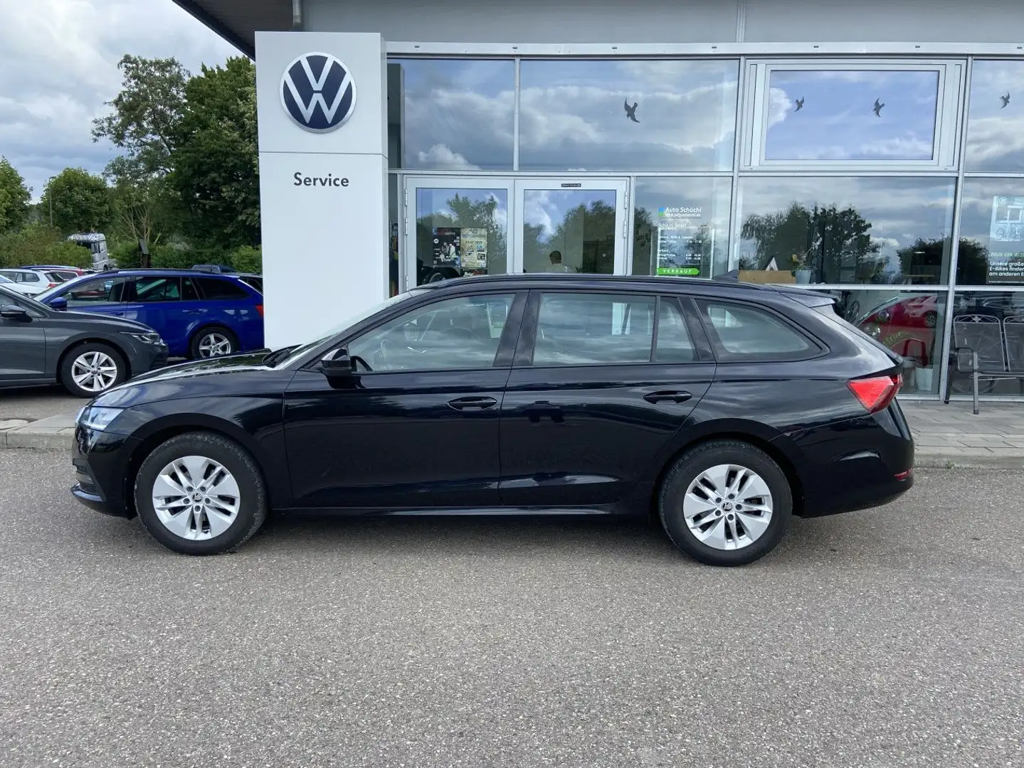 Skoda Octavia Combi 2.0 TDI DSG AHK+NAVI-COLUMBUS+LED+ Schwarz - 2