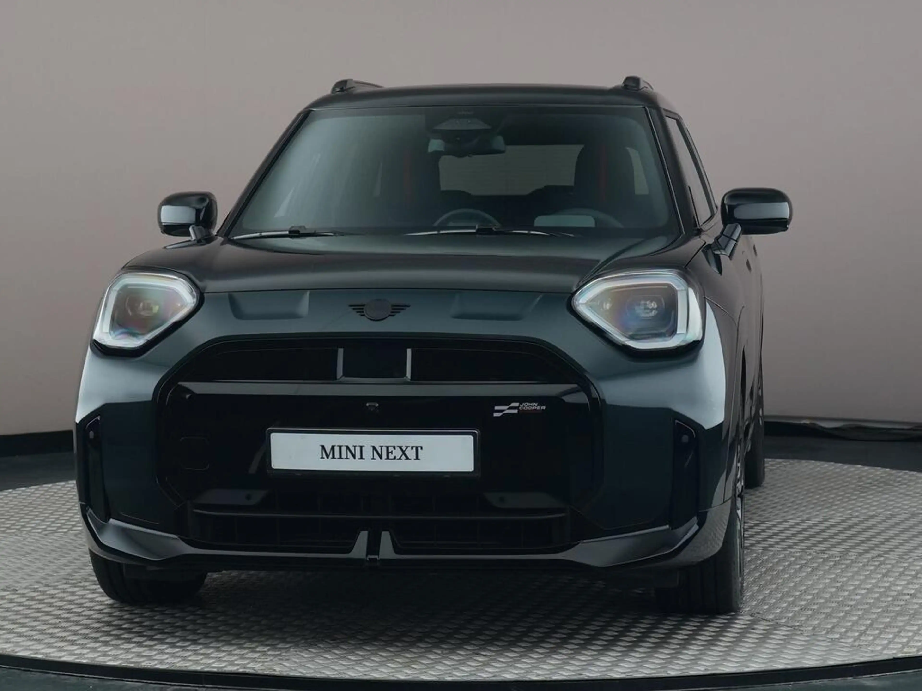 MINI Aceman SE John Cooper Works XL 54.2 kWh — photo 2