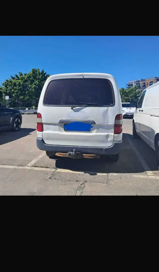Toyota Hiace 2,4 TD Ezüst - 2