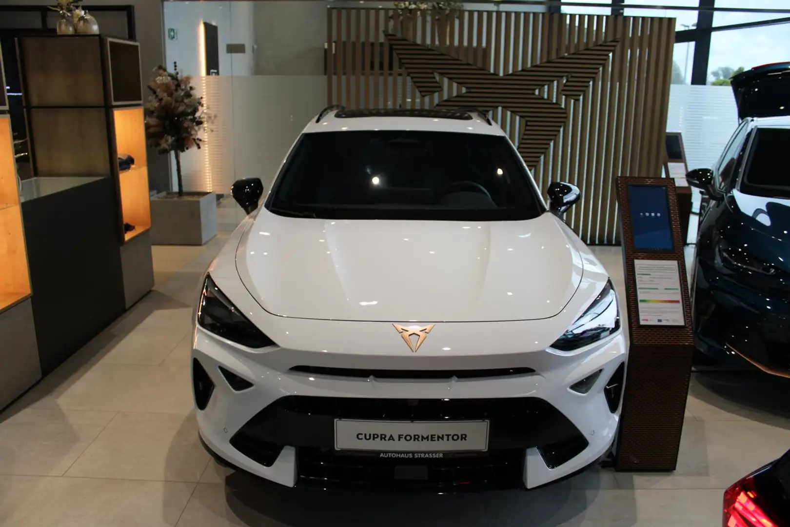 CUPRA Formentor e-HYBRID 204 PS DSG Weiß - 2