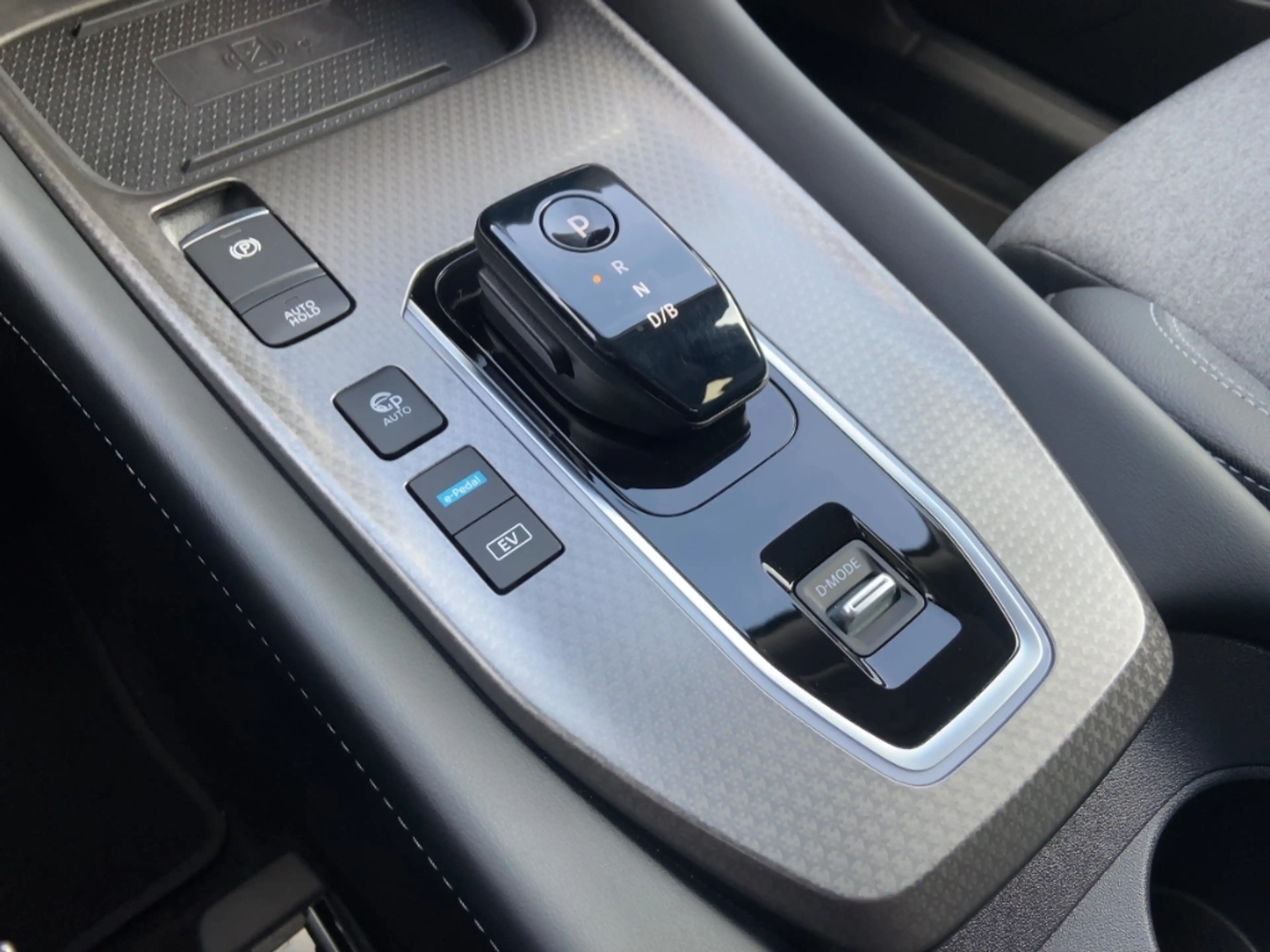 Nissan Qashqai N-CONNECTA 190PS Autom. Winter/PGD/HUD/360°/ e-POW — photo 15