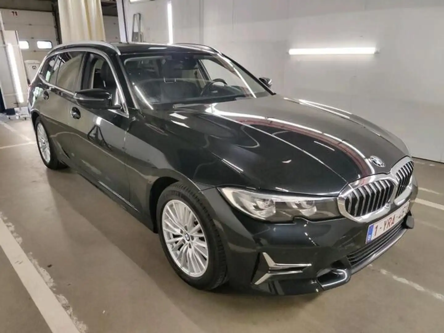 BMW 318 d Touring*LED*LEDER*Netto-13000€ Schwarz - 2
