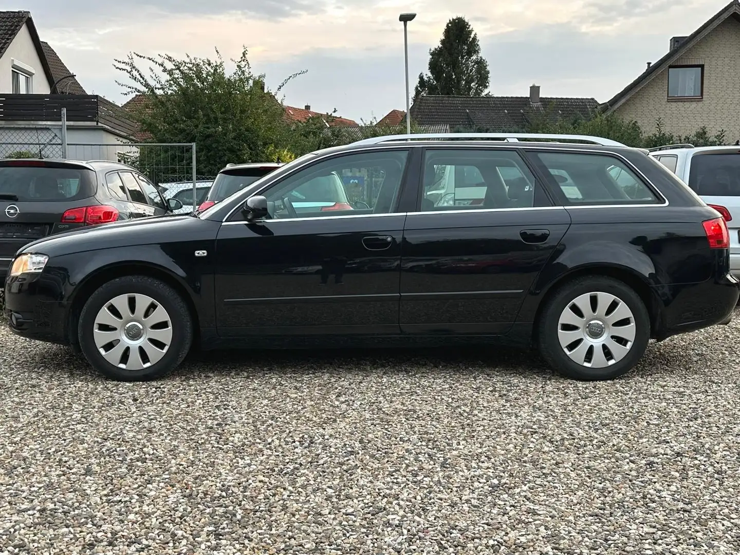 Audi A4 1.8 Turbo 1Hand Scheckheft Xenon el.Sitze Klima Zwart - 2