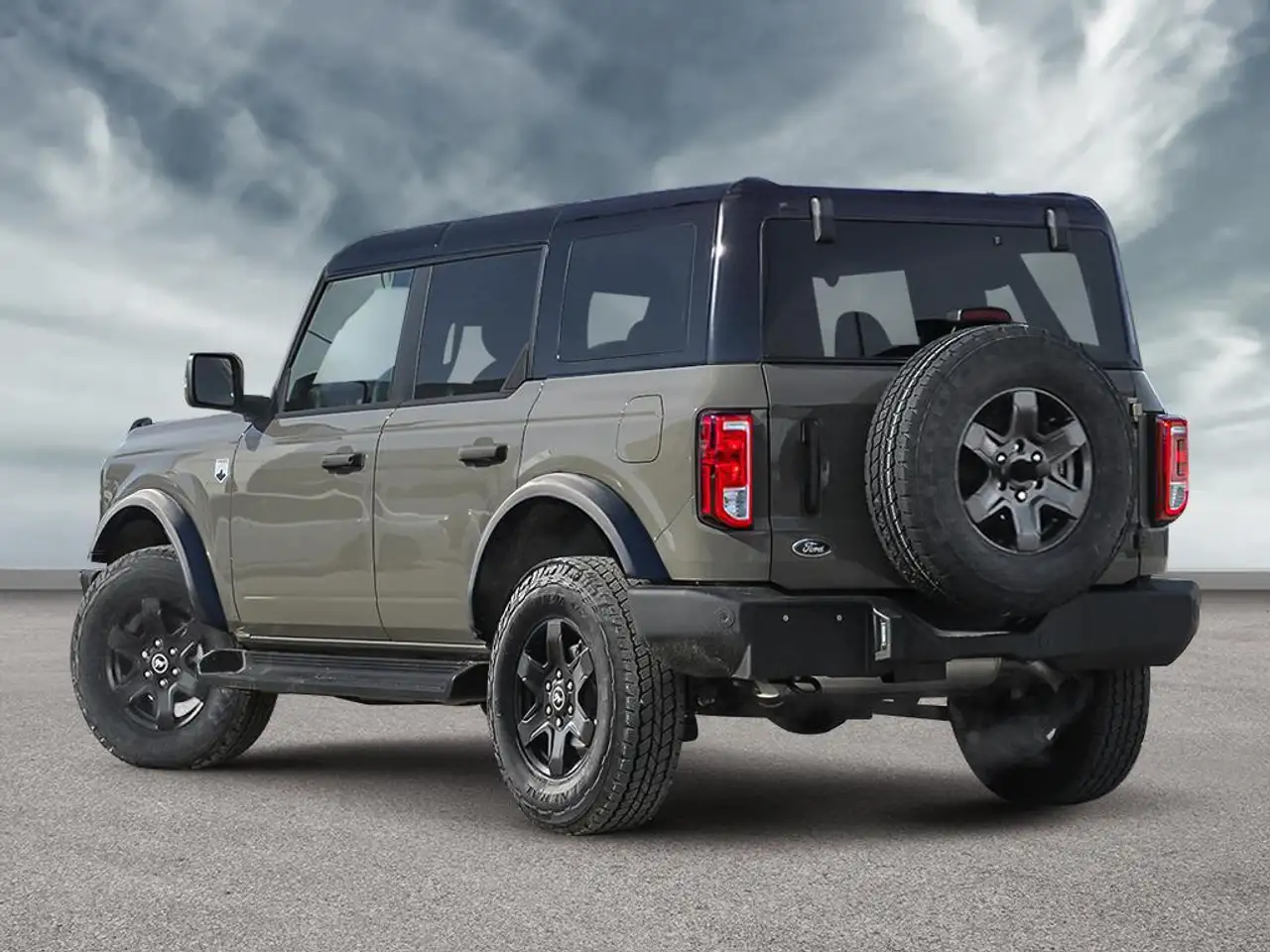 Ford Bronco снимка Ford Bronco