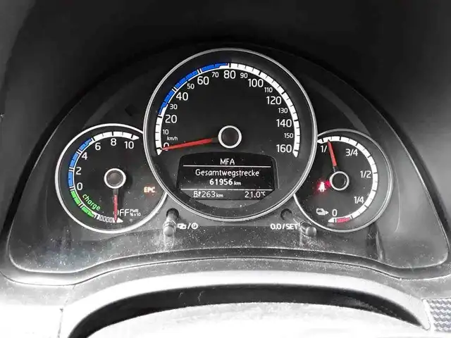 Volkswagen up! e-up! Kamera/SHZ