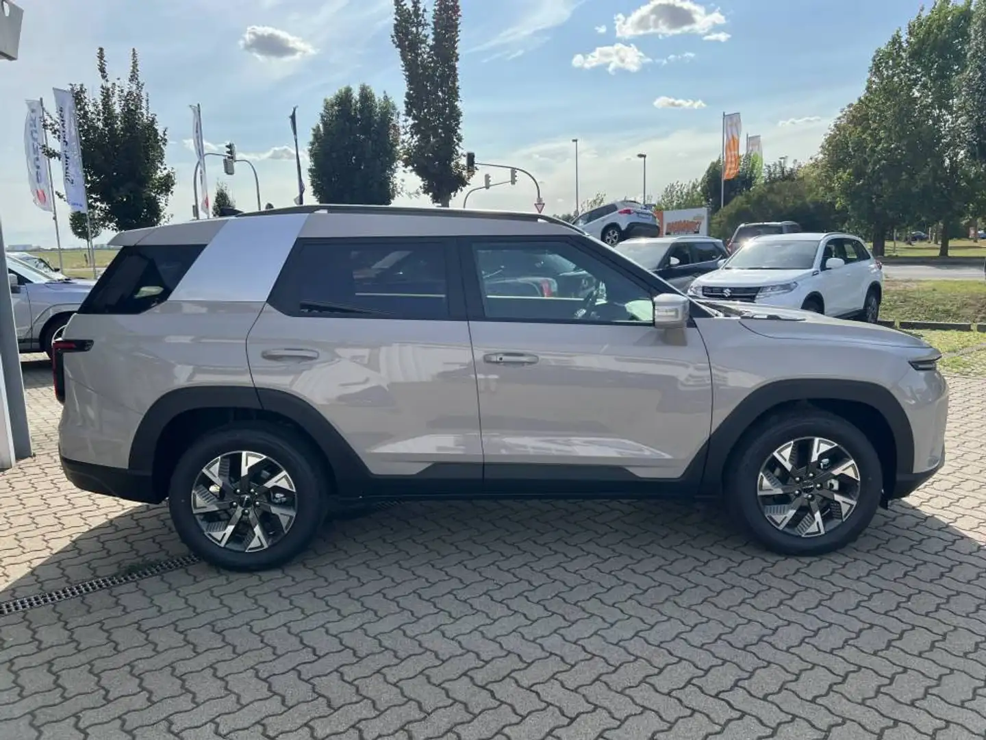 KGM Torres Hybrid HEV 1.5 Essential Automatik 2WD Beige - 2