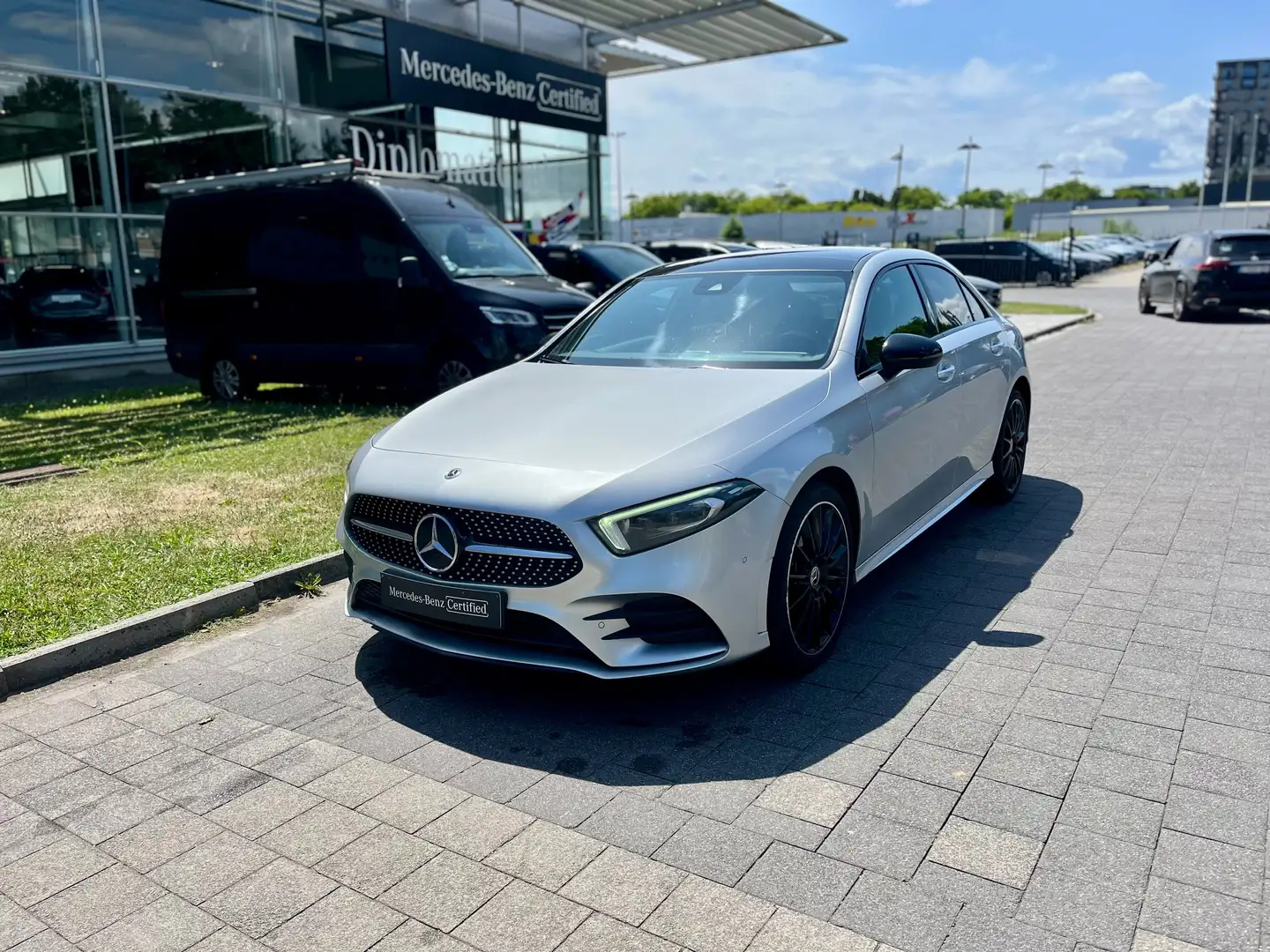 Mercedes-Benz A 250 A 250 e PHEV (EU6AP) Gris - 1