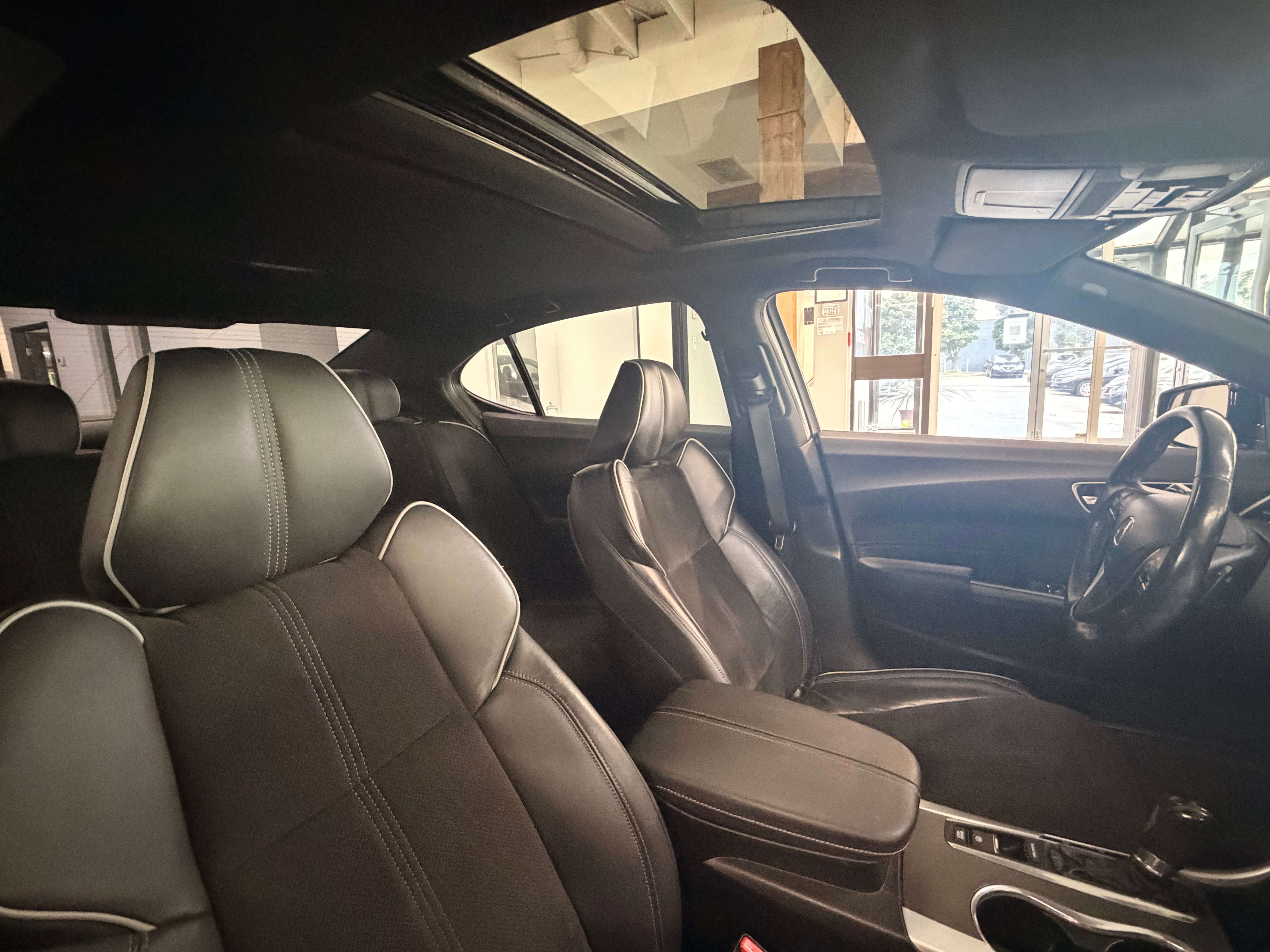 2018 Acura TLX Tech A-Spec - Image 12