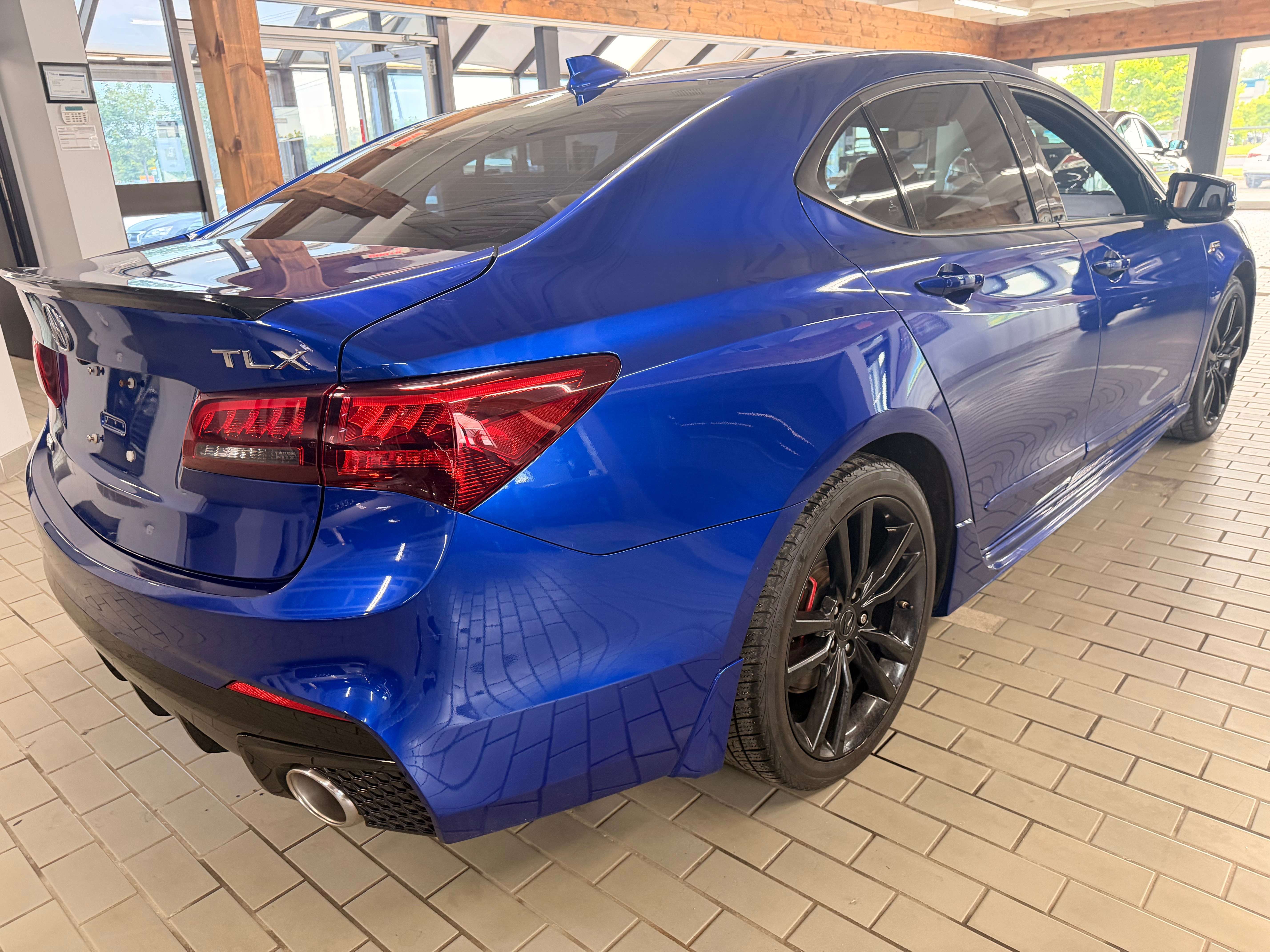 2018 Acura TLX Tech A-Spec - Image 5