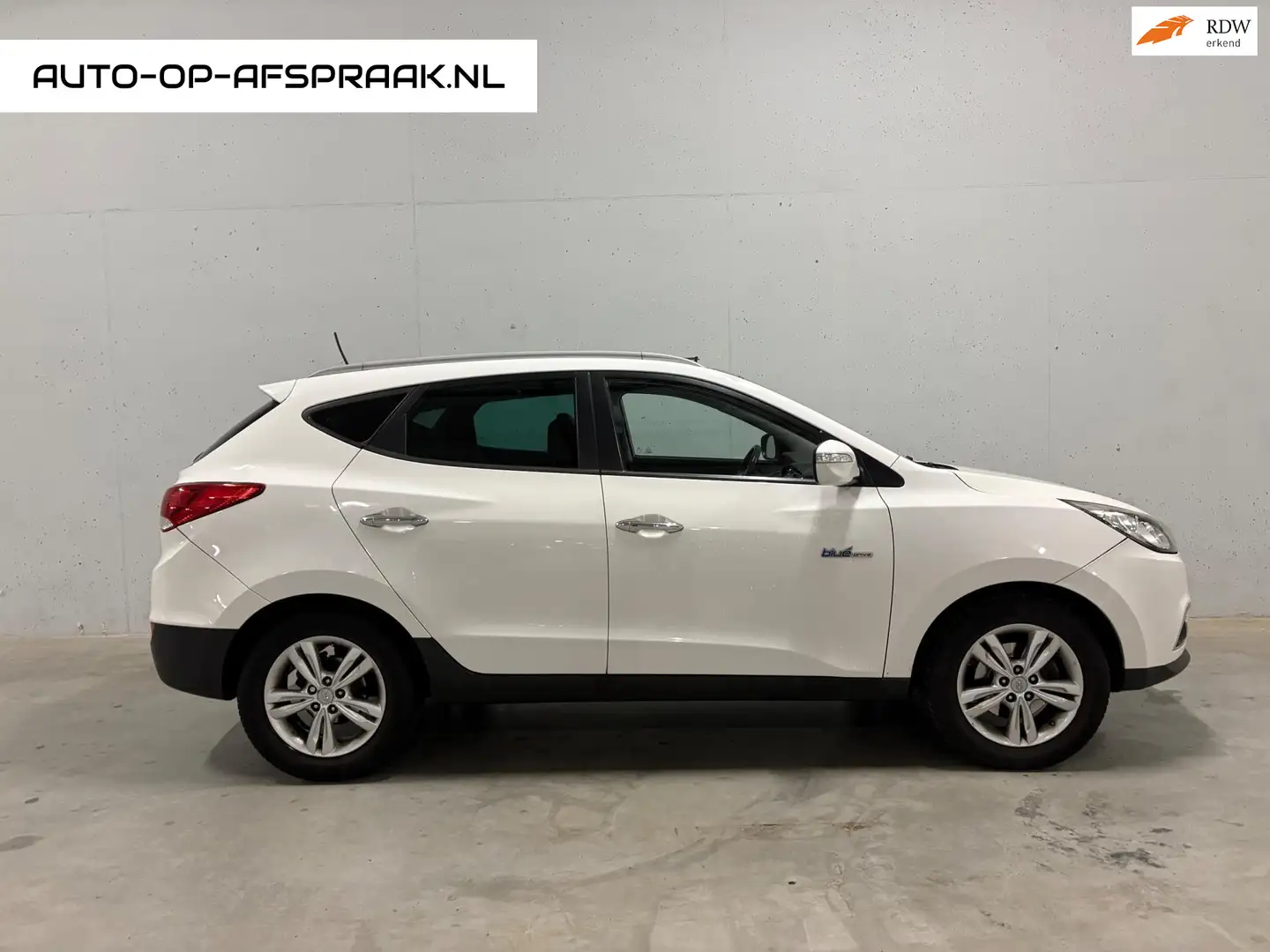 Hyundai iX35 1.6i GDI Style Pano Navi Clima Cruise C. PDC Keyle Wit - 1