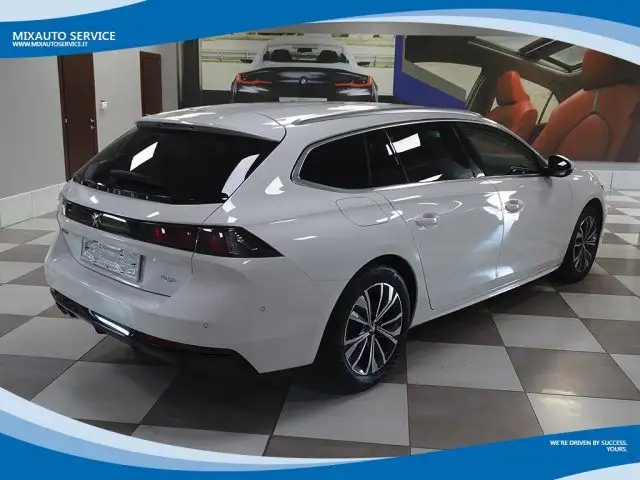 Peugeot 508 view 2