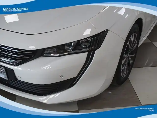 Peugeot 508 view 11
