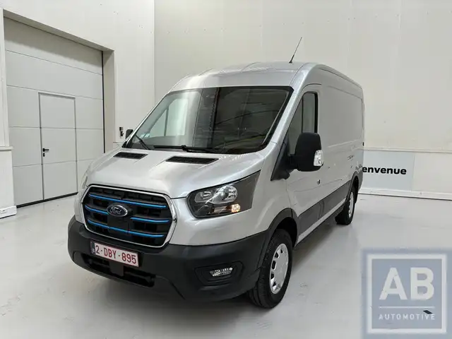 Ford E-Transit * E Transit L2-H2 *- POWER ON BOARD *