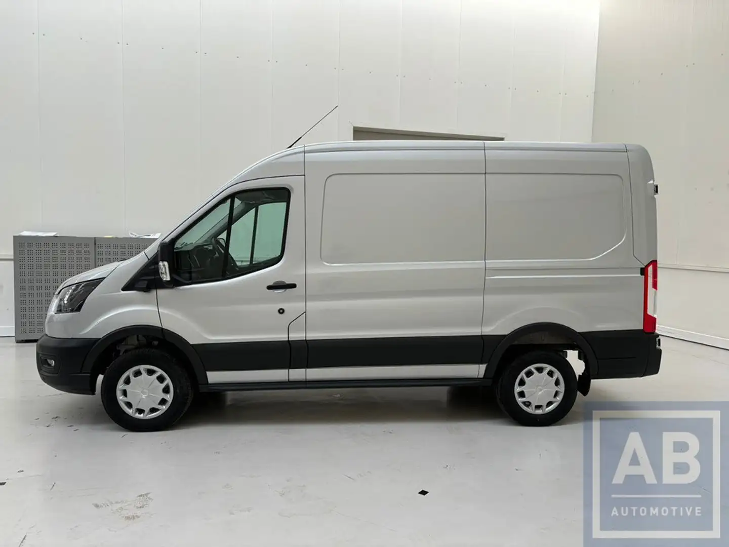 Ford E-Transit * E Transit L2-H2 *- POWER ON BOARD * Zilver - 2