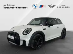 Mini Cooper JCW Trim,Tempomat,LED Scheinwerfer,etc.