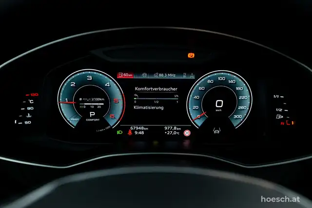 Audi A6 view 11