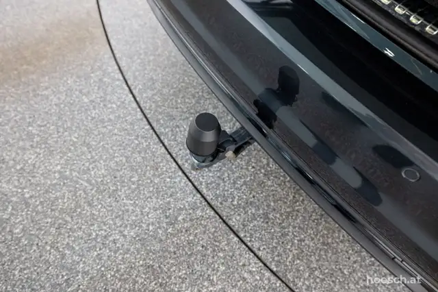 Audi A6 view 10