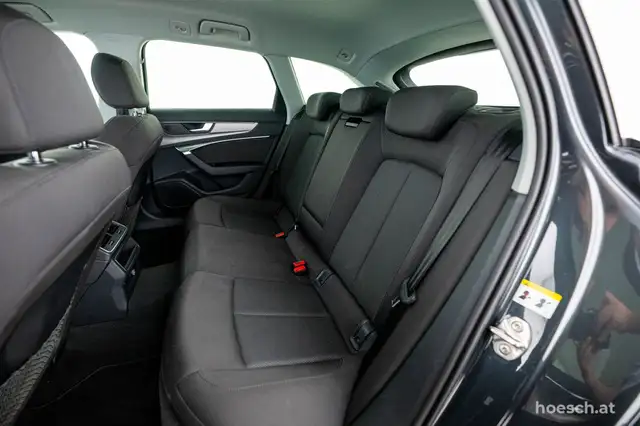 Audi A6 view 7