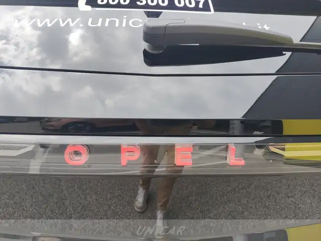 Opel Grandland view 6