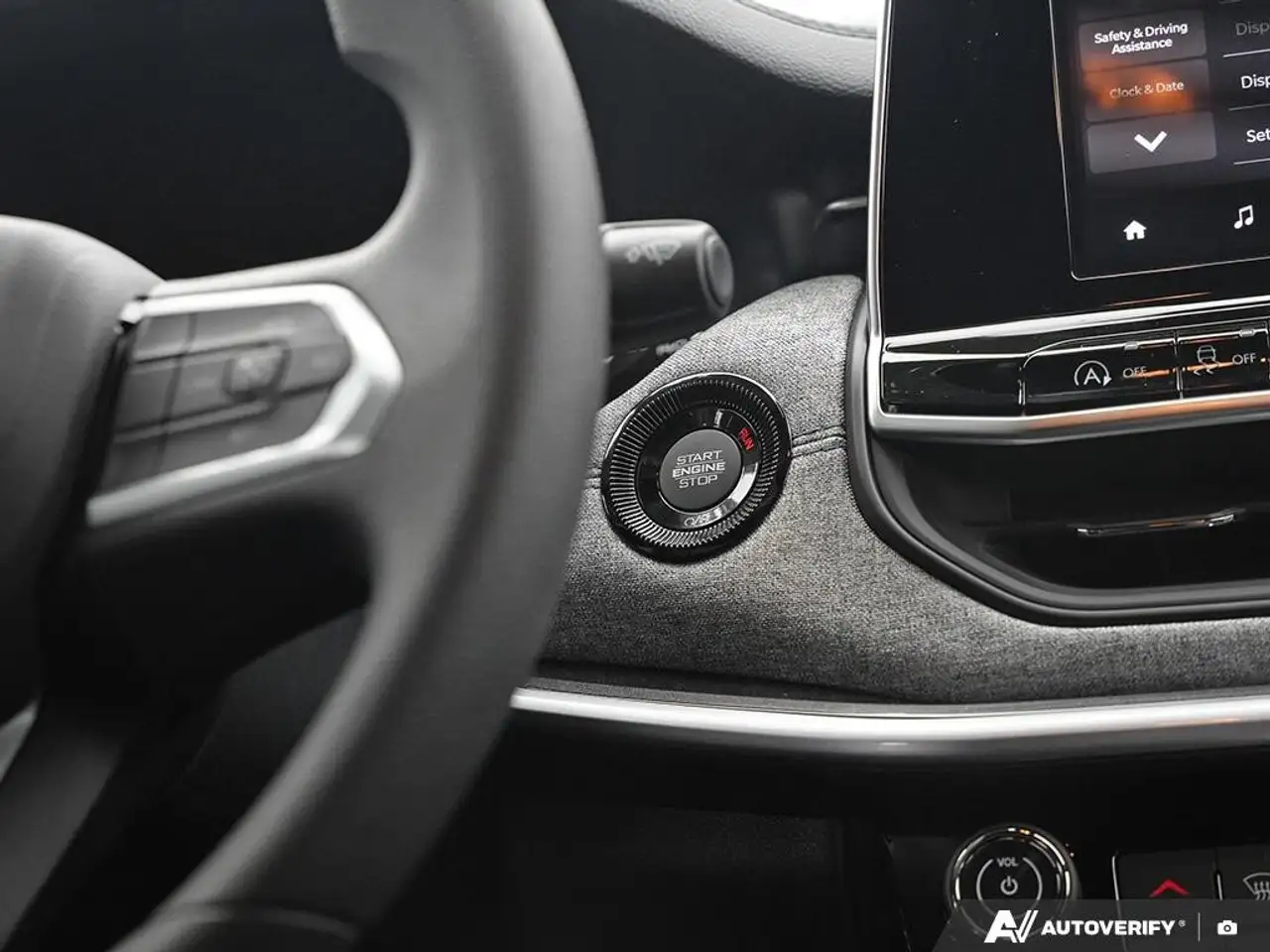 Jeep Compass photo Jeep Compass