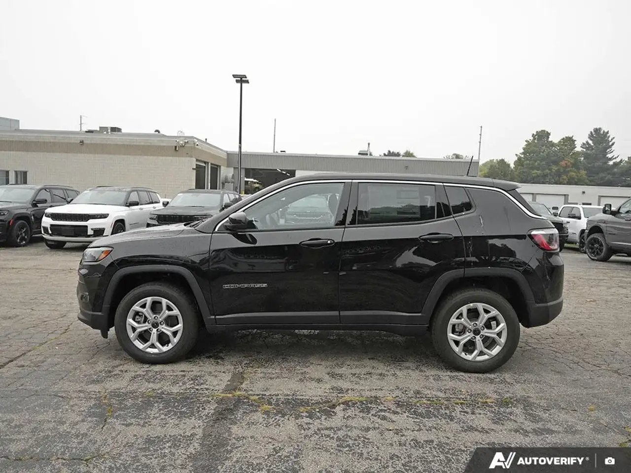Jeep Compass photo Jeep Compass